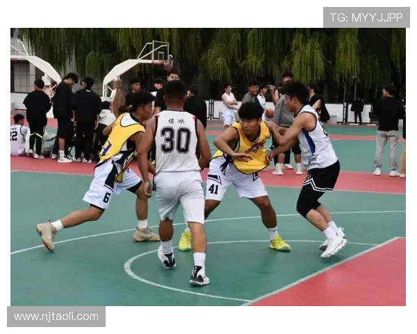 篮球热潮席卷青春校园点燃激情梦想共谱运动华章