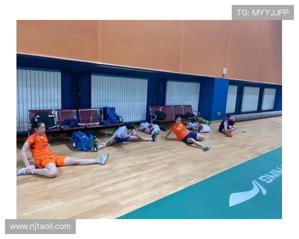 赛后复盘武汉羽毛球队与北京羽毛球队的团队协作与战术分析