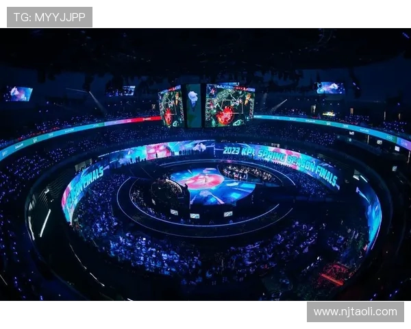 电竞产业蓬勃发展:从职业赛事到全球文化现象的全面解析 电竞产业蓬勃发展:从职业赛事到全球文化现象的全面解析