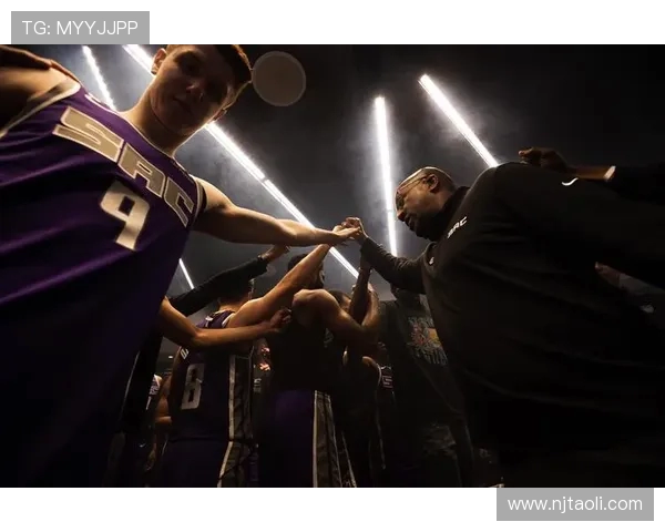 2019年NBA季后赛国王队与开拓者队激战回顾与精彩瞬间分析