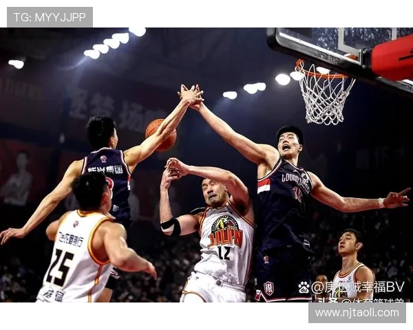 上海男篮迎战解放军队伍期待激烈对抗与精彩表现